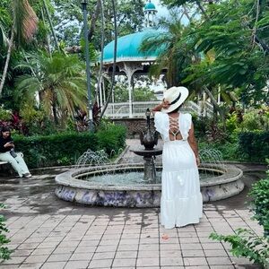 Solitaire Dress Eyelet Up Dress (L) Embroidered